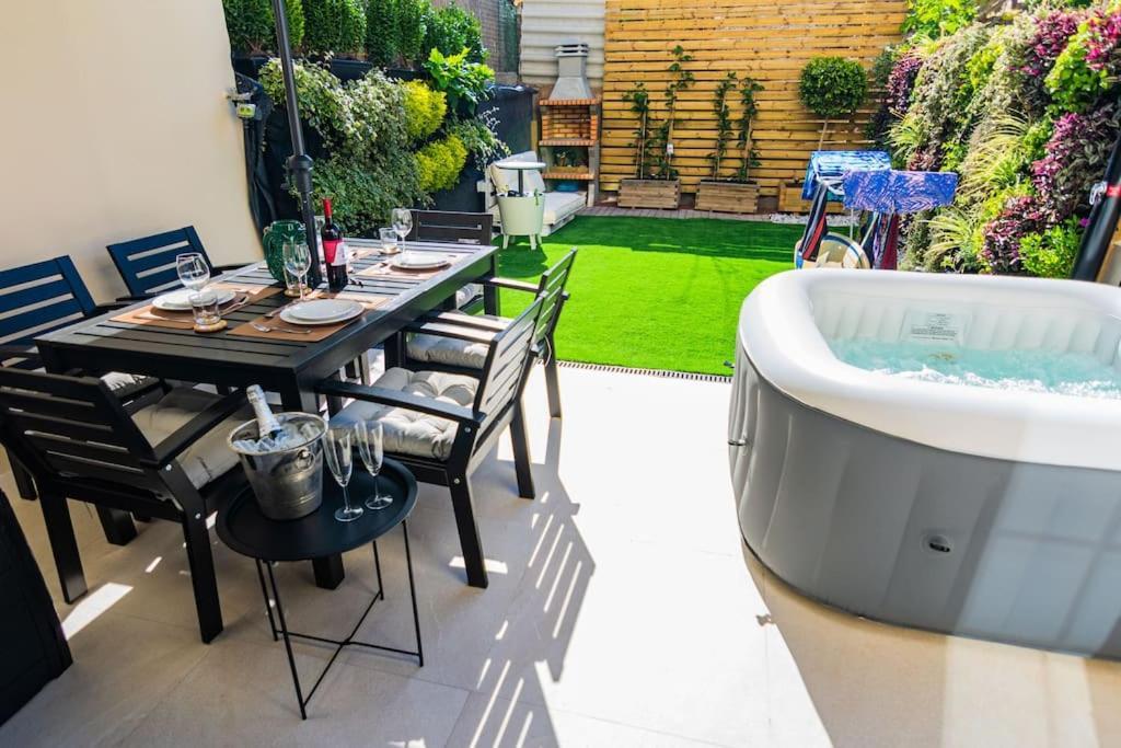 Relaxing Garden Los Cristianos Con Jacuzzi Y Barbacoa Arona  Buitenkant foto